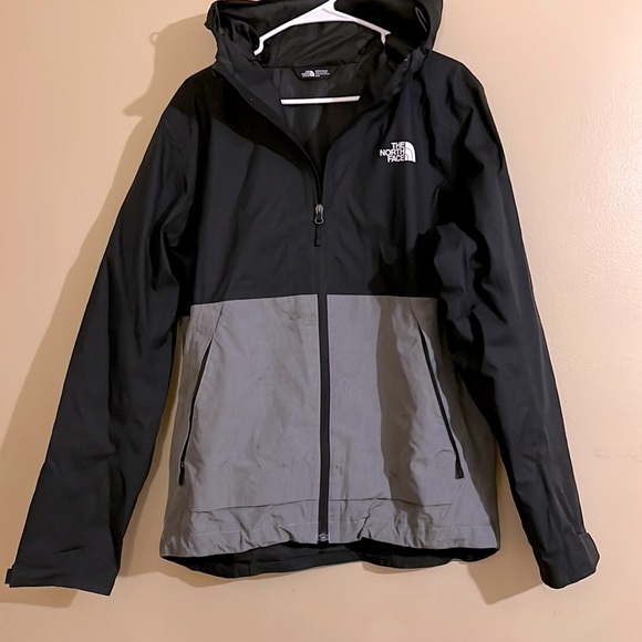 The North Face Wind Jacket - Picture 1 of 7